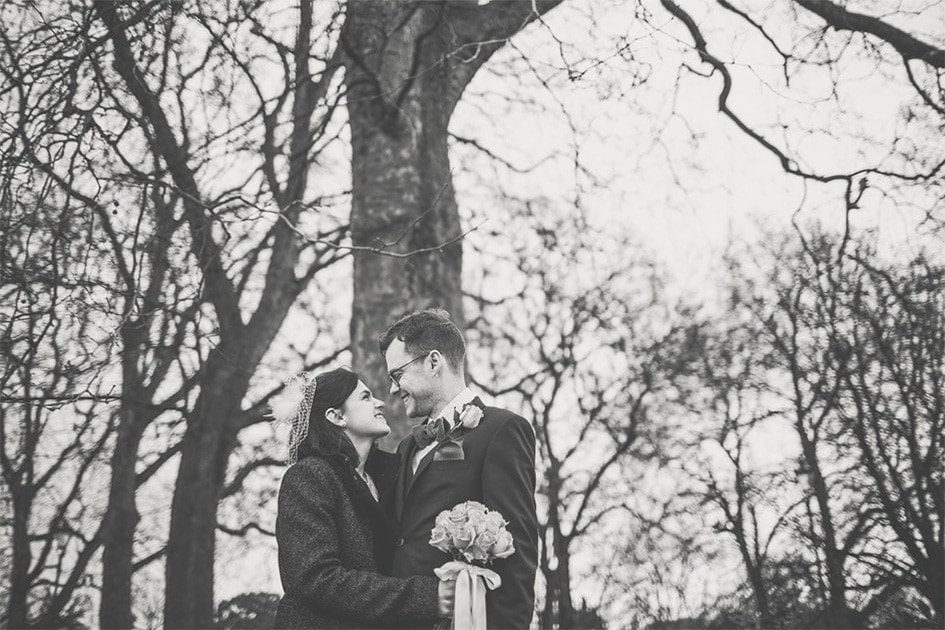 Wedding-Photographer-Chelsea-Christ-Church-Embankment-Battersea-Park-Couple-Shoot-30