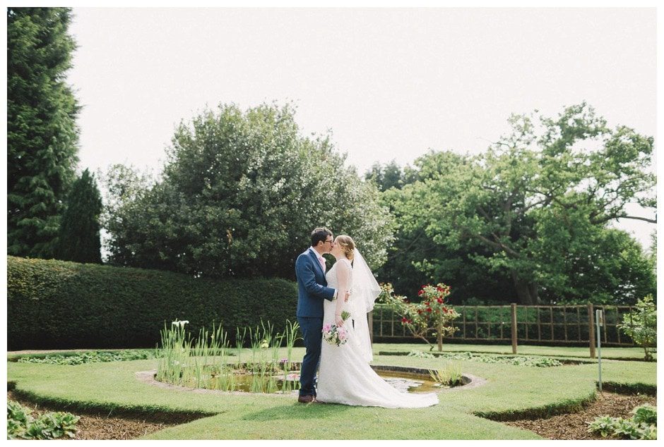 hartsfield-manor-wedding-photos-surrey-blog-59