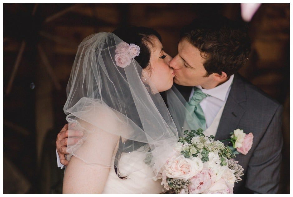 wedding-photography-surrey-gildings-barn-blog-40
